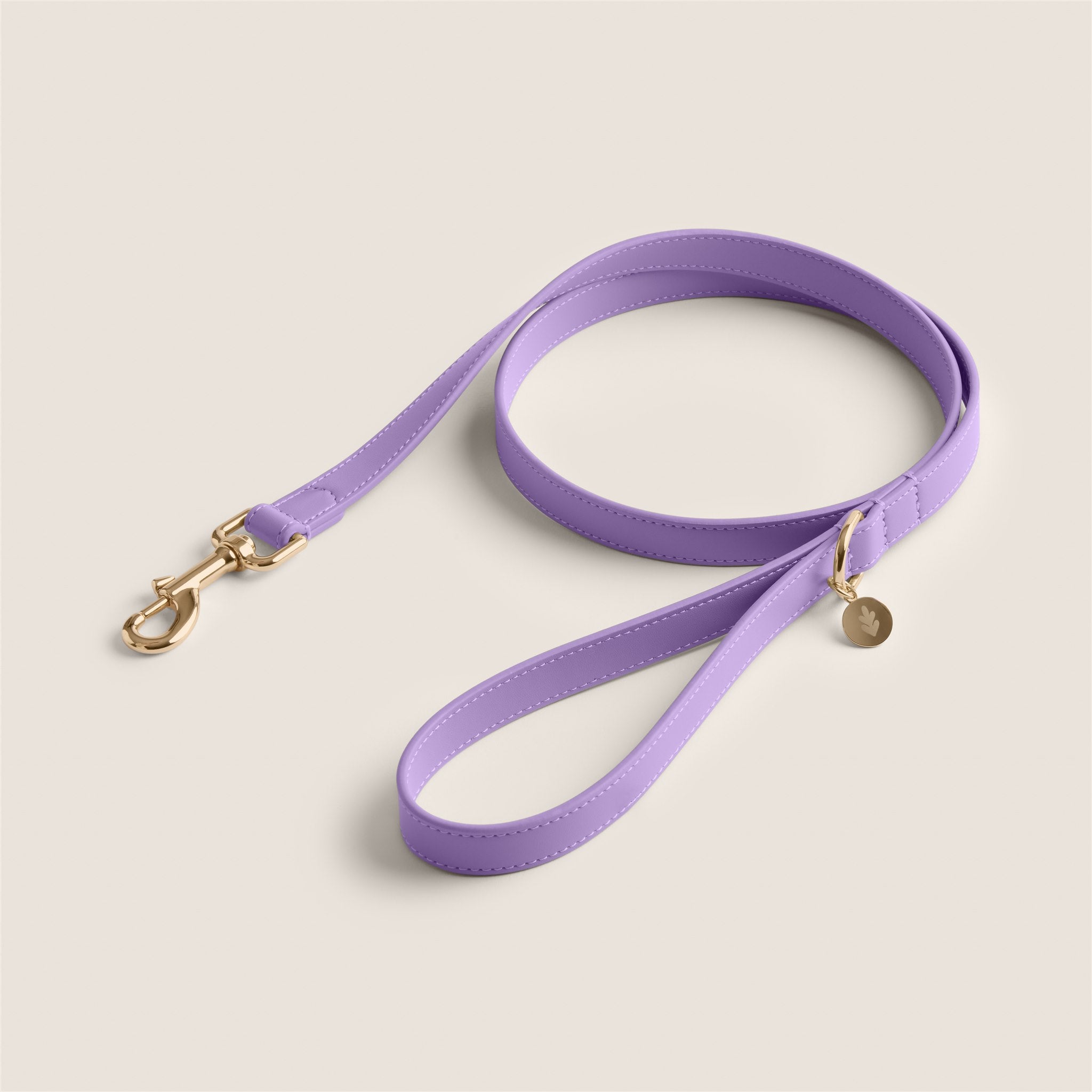 Tails & Bloom easy clean luxury lavender purple dog lead for poodle & cavapoo