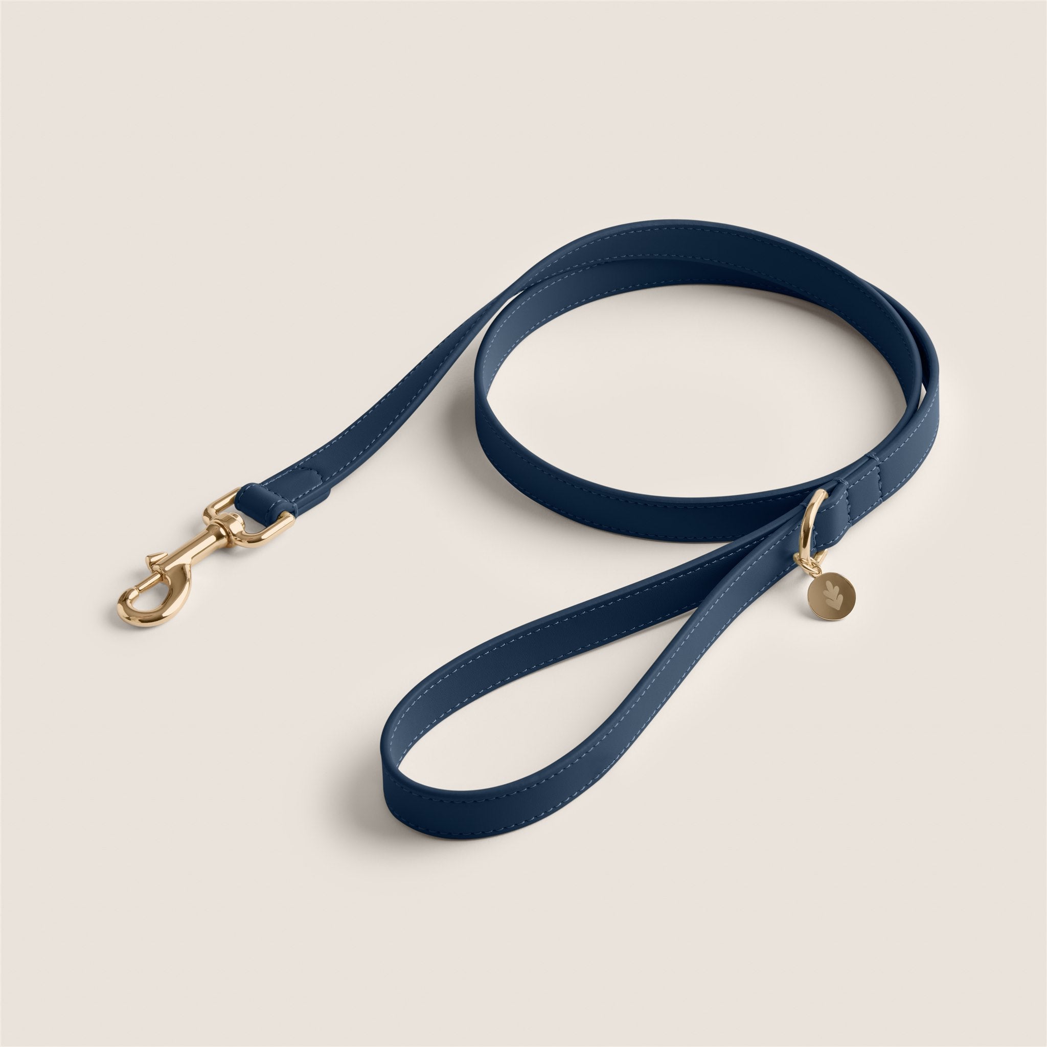 Tails & Bloom easy clean luxury marine navy dog lead for spitz & miniature poodle
